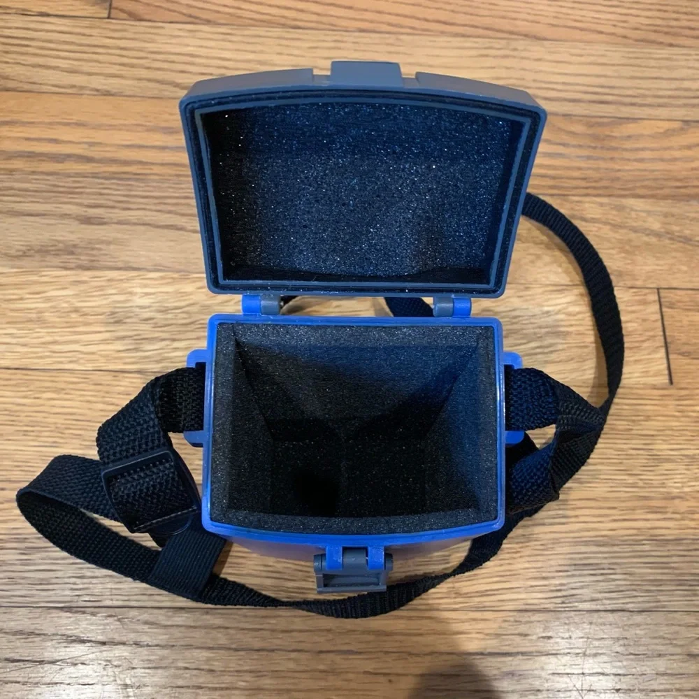 Witz Lightweight Waterproof Shutter Case with Lanyard - Blue